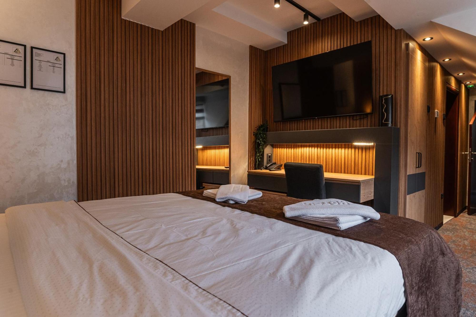 Hotel Astral Šabac Oda fotoğraf