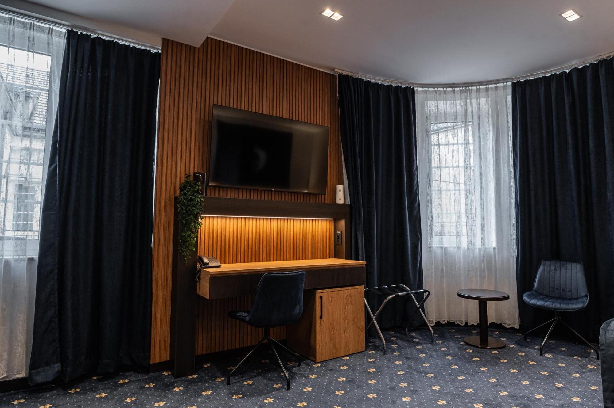 Hotel Astral Šabac Oda fotoğraf